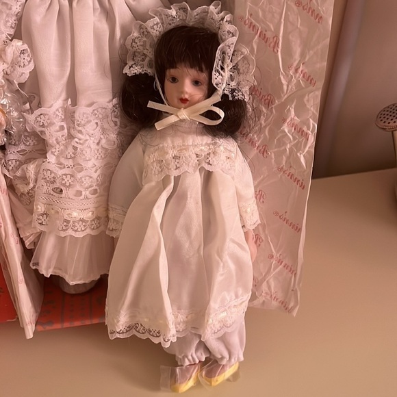 Brinn’s Ruth & Little Girl Dolls - Picture 5 of 12